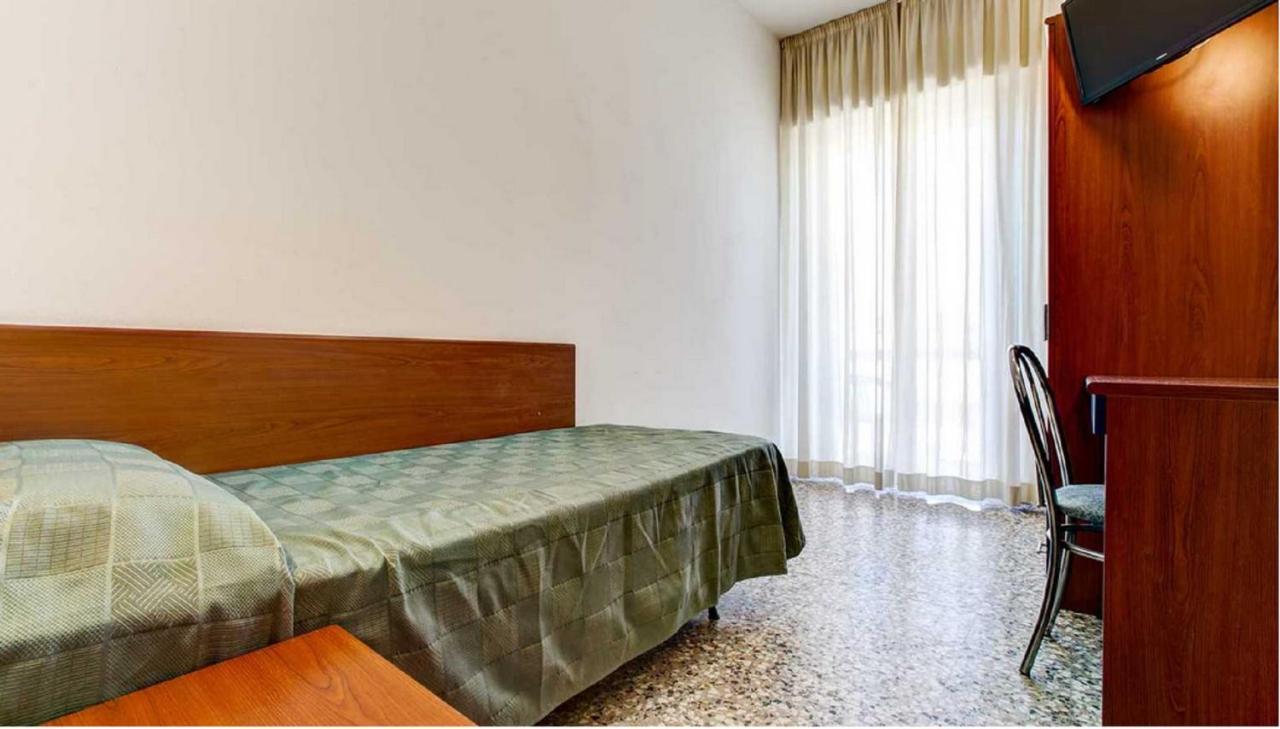 Hotel Atlas Rimini Exterior photo