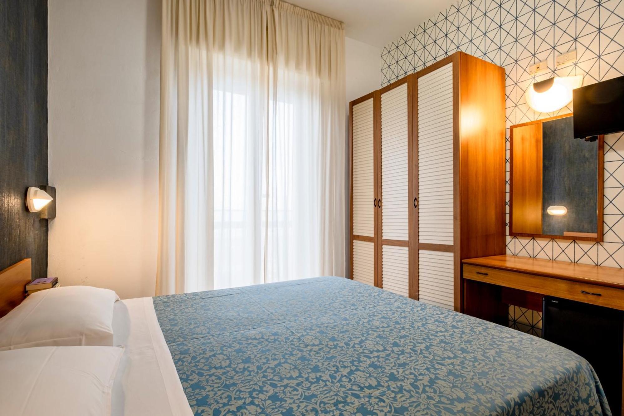 Hotel Atlas Rimini Exterior photo