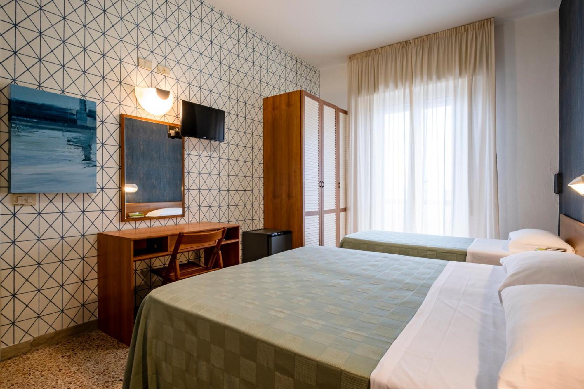 Hotel Atlas Rimini Exterior photo