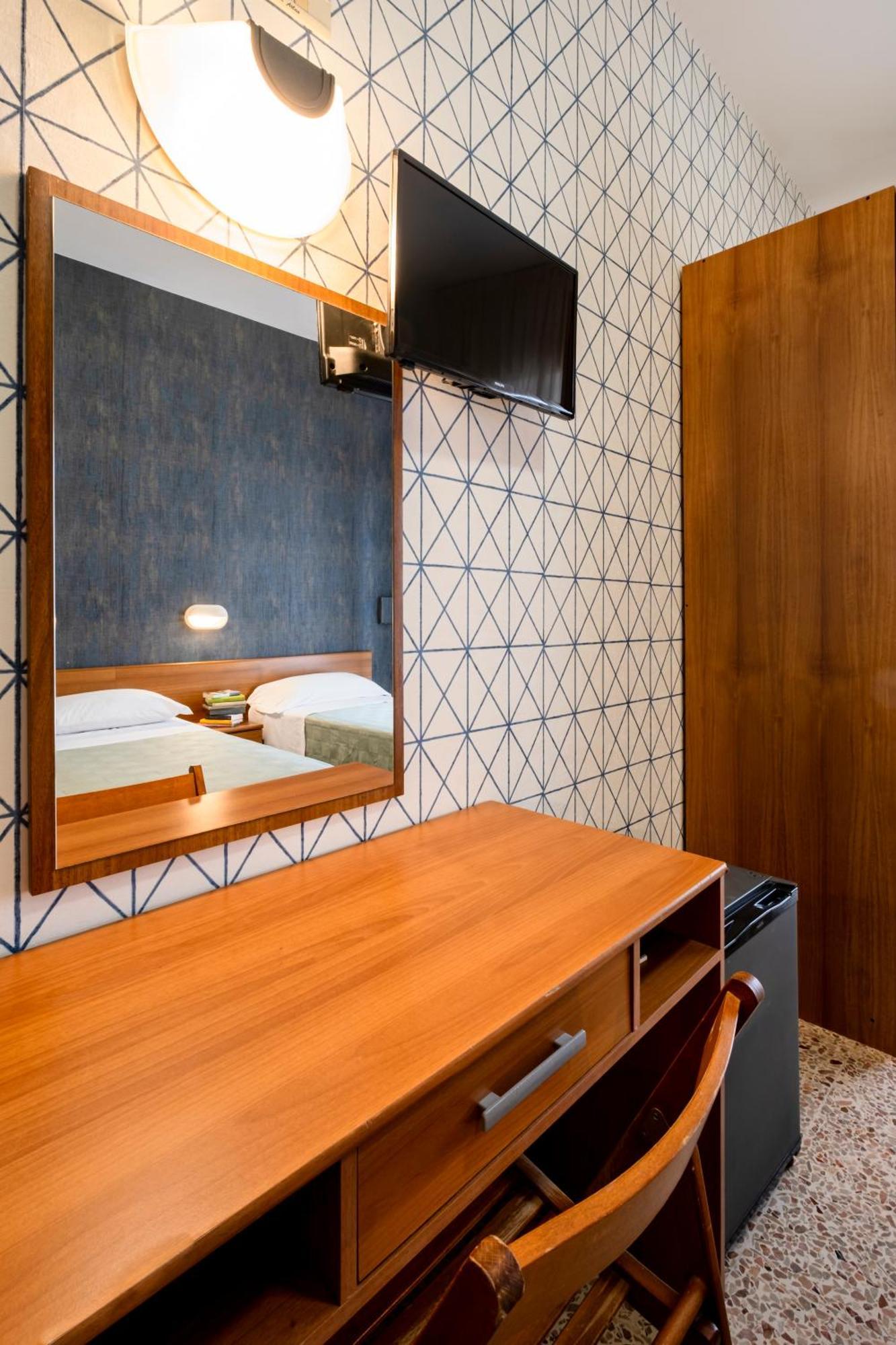 Hotel Atlas Rimini Exterior photo