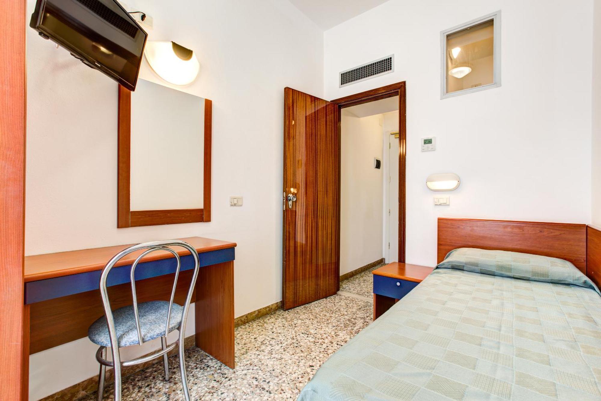 Hotel Atlas Rimini Exterior photo