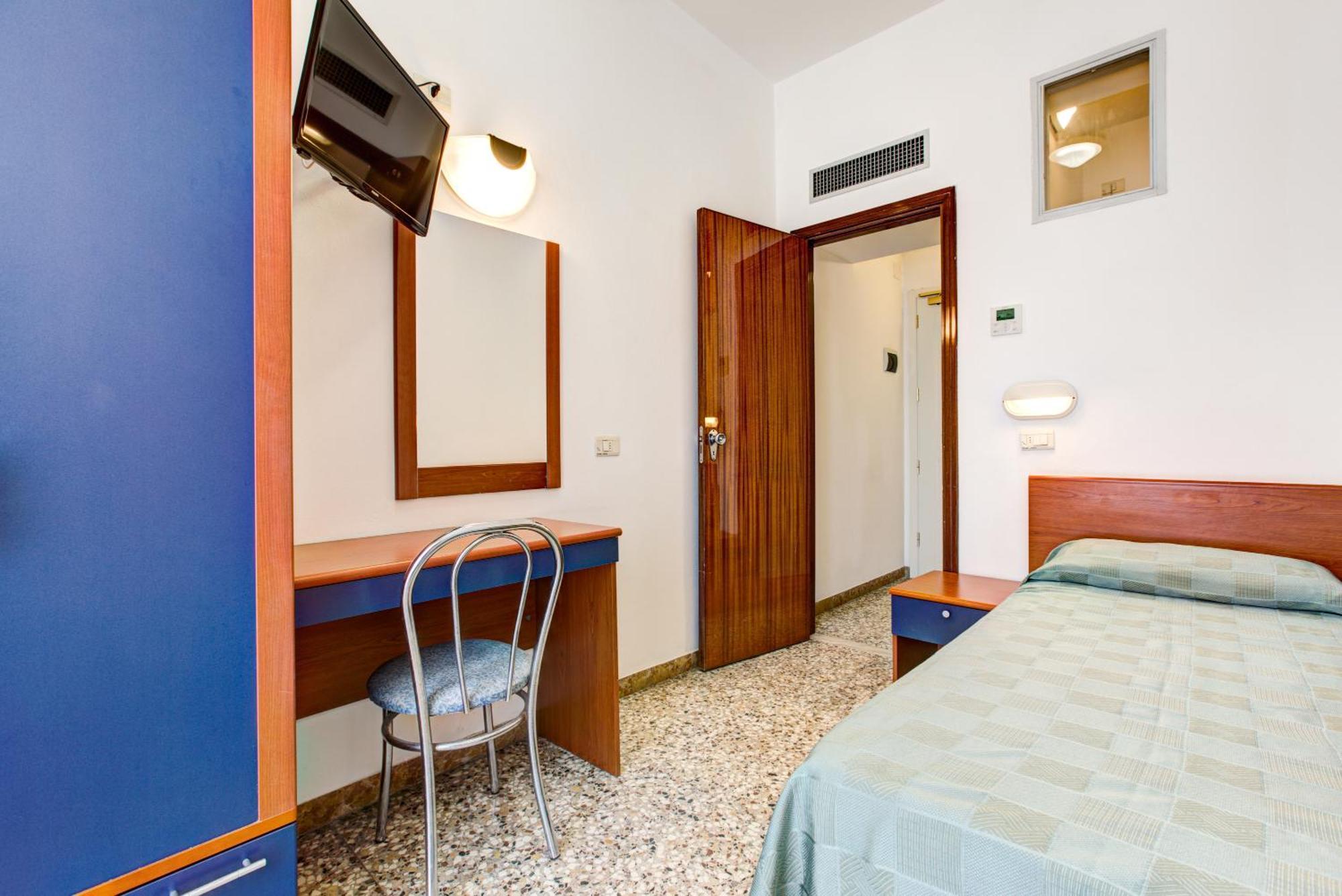 Hotel Atlas Rimini Exterior photo